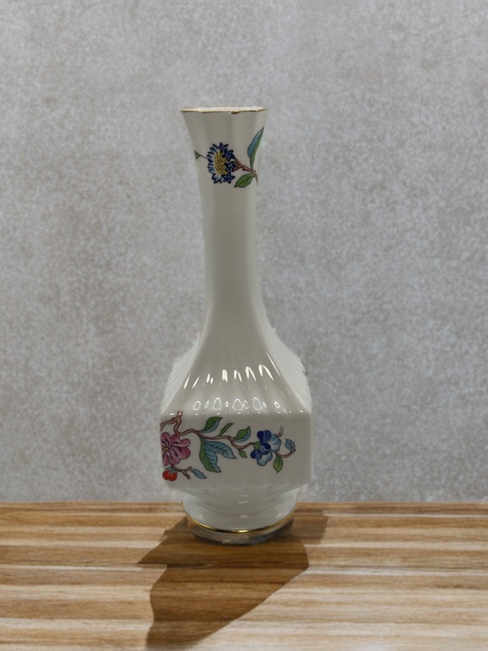 Aynsley Pembroke Bud Vase. 7”